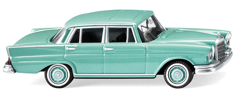 Wiking 082410 1/87 Scale Mercedes-Benz 220