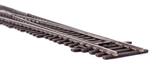Walthers Mainline 948-83075 HO Scale Code 83 Nickel Silver DCC Friendly Number 6 Single Crossover Turnout - Left Hand