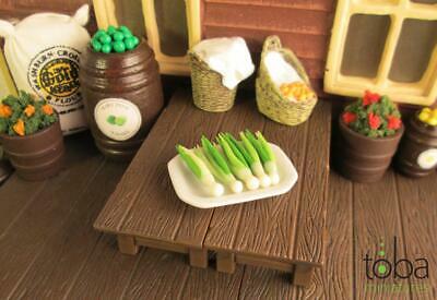 Toba Miniatures 1029 1/12 Scale Green Onions (5)