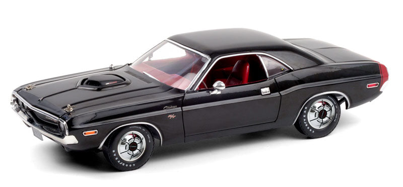 Greenlight 13585 1/18 Scale 1970 Dodge Challenger R/T 440 6-Pack