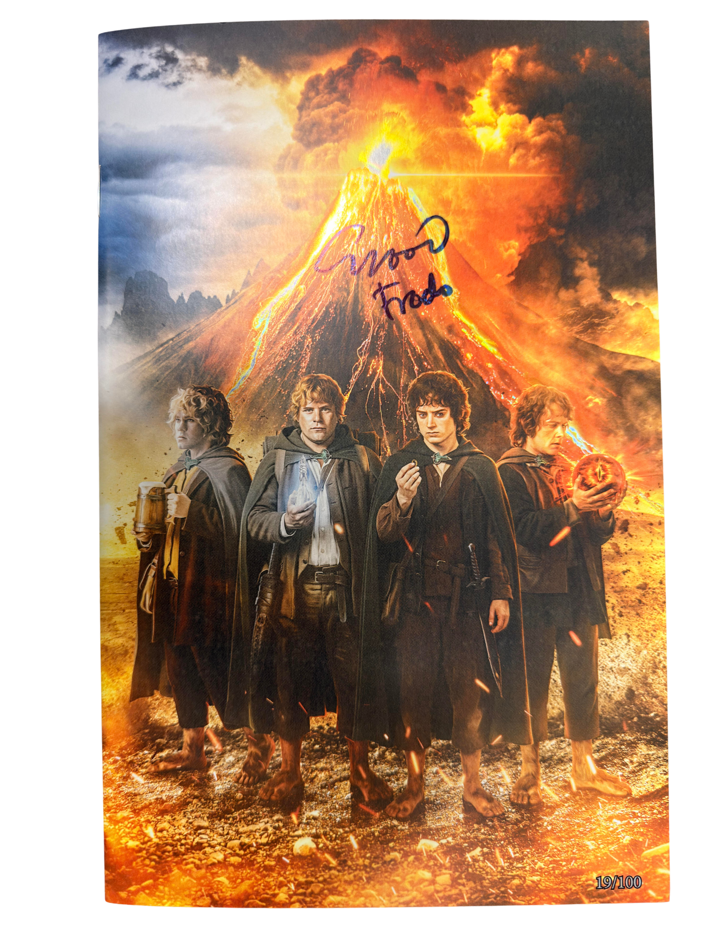 Fan Expo Chicago Lord of the Rings Exclusive Signed by Elijah Wood
