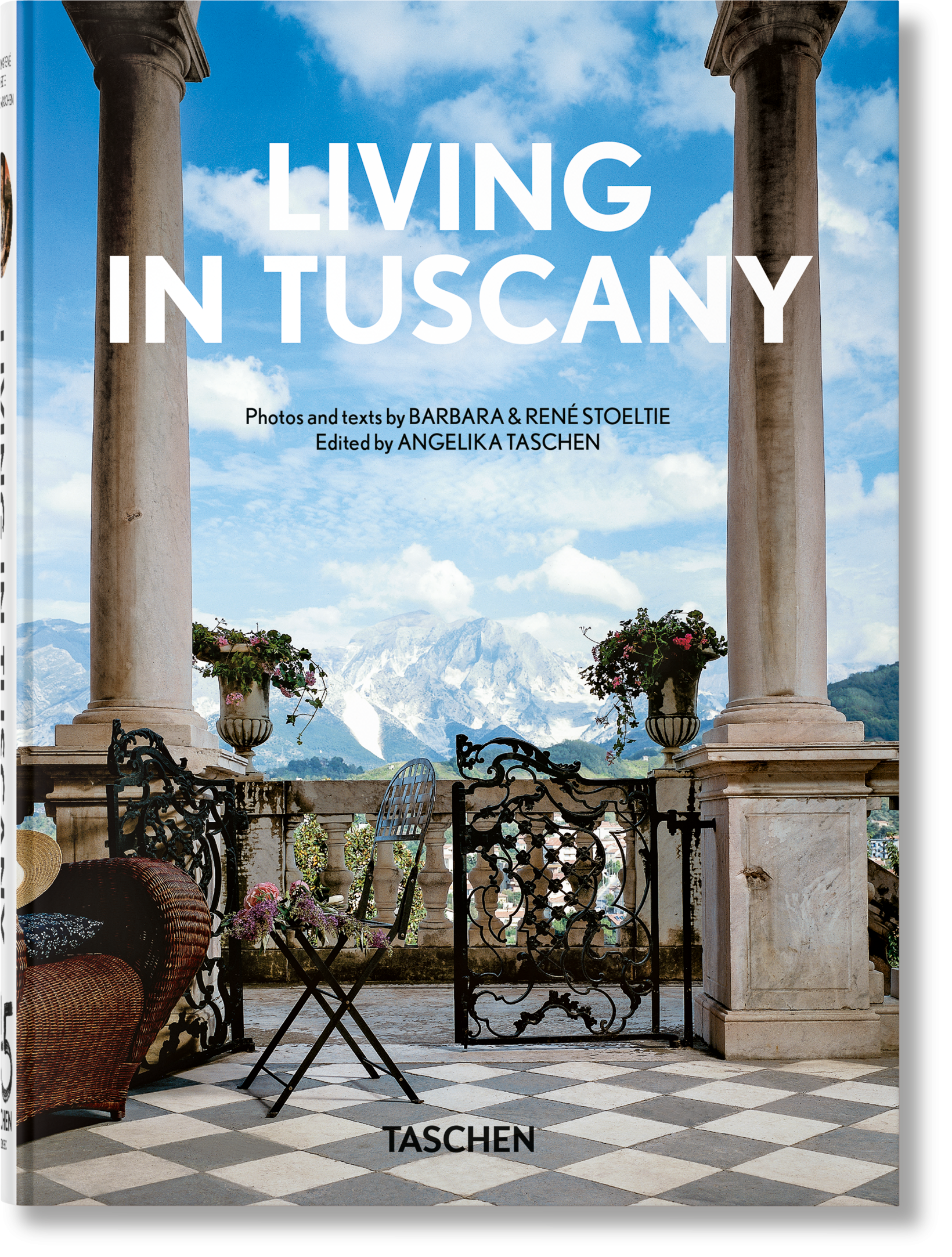 Living in Tuscany. 45th Ed. (German, French, English)