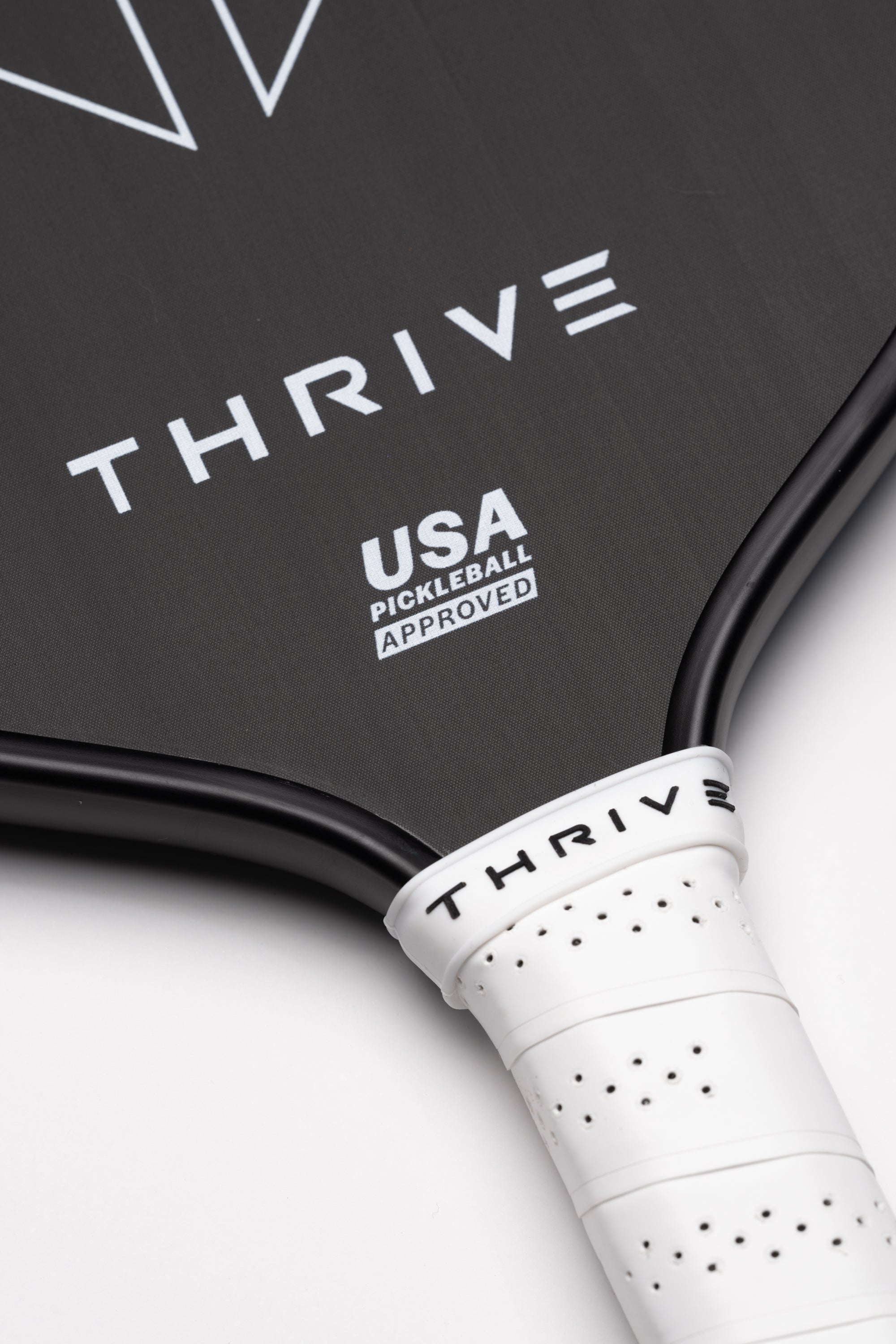 THREAT 16 SINGLES Includes custom weight card, paddle cover, paddle eraser, and lead weights.