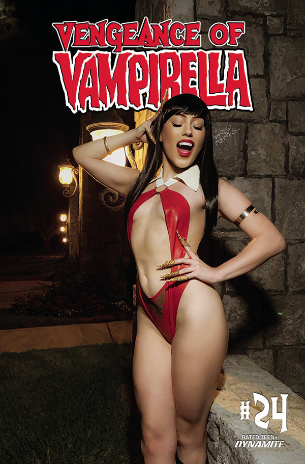 Vengeance Of Vampirella #24 D Cosplay Variant (11/24/2021) Dynamite