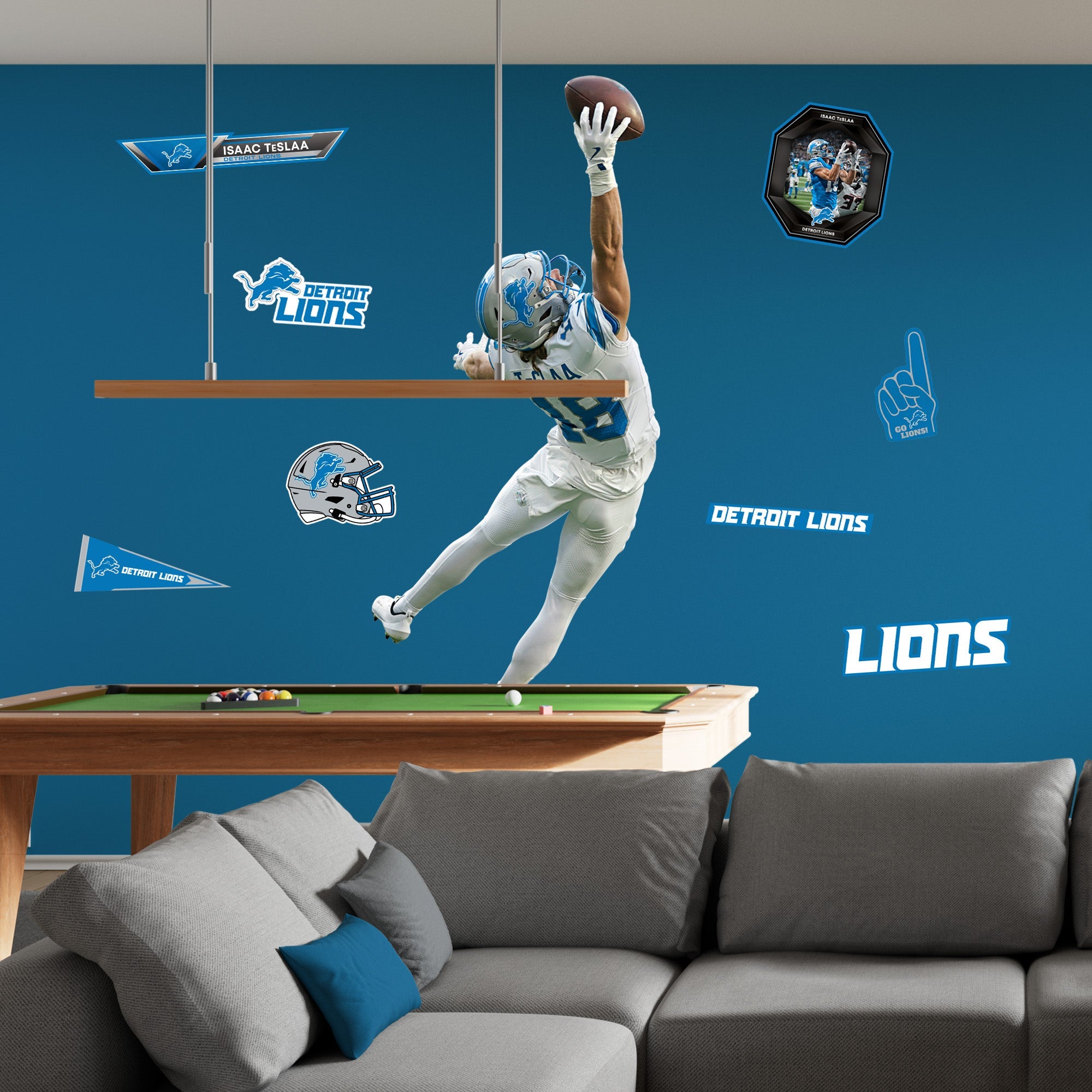 Isaac TeSlaa - RealBig One-Handed Catch Collection - Official NFL - Detroit Lions - Reusable Vinyl Wall Decals
