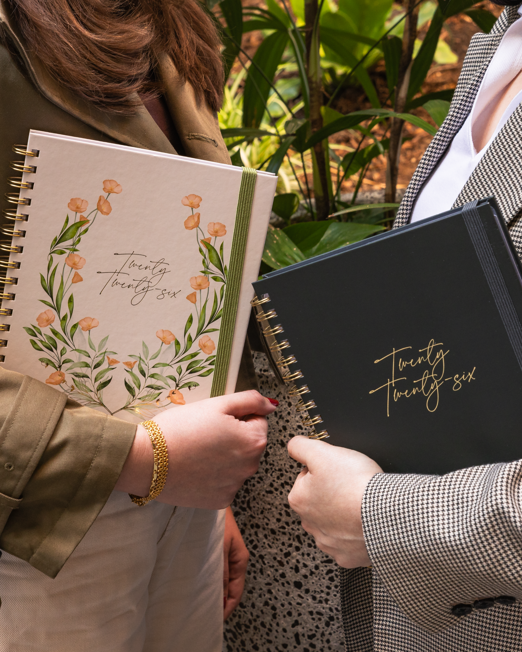 Smart Women Society - B5 Week-to-View - 2026 Calendar Year Diary/Planner - Black