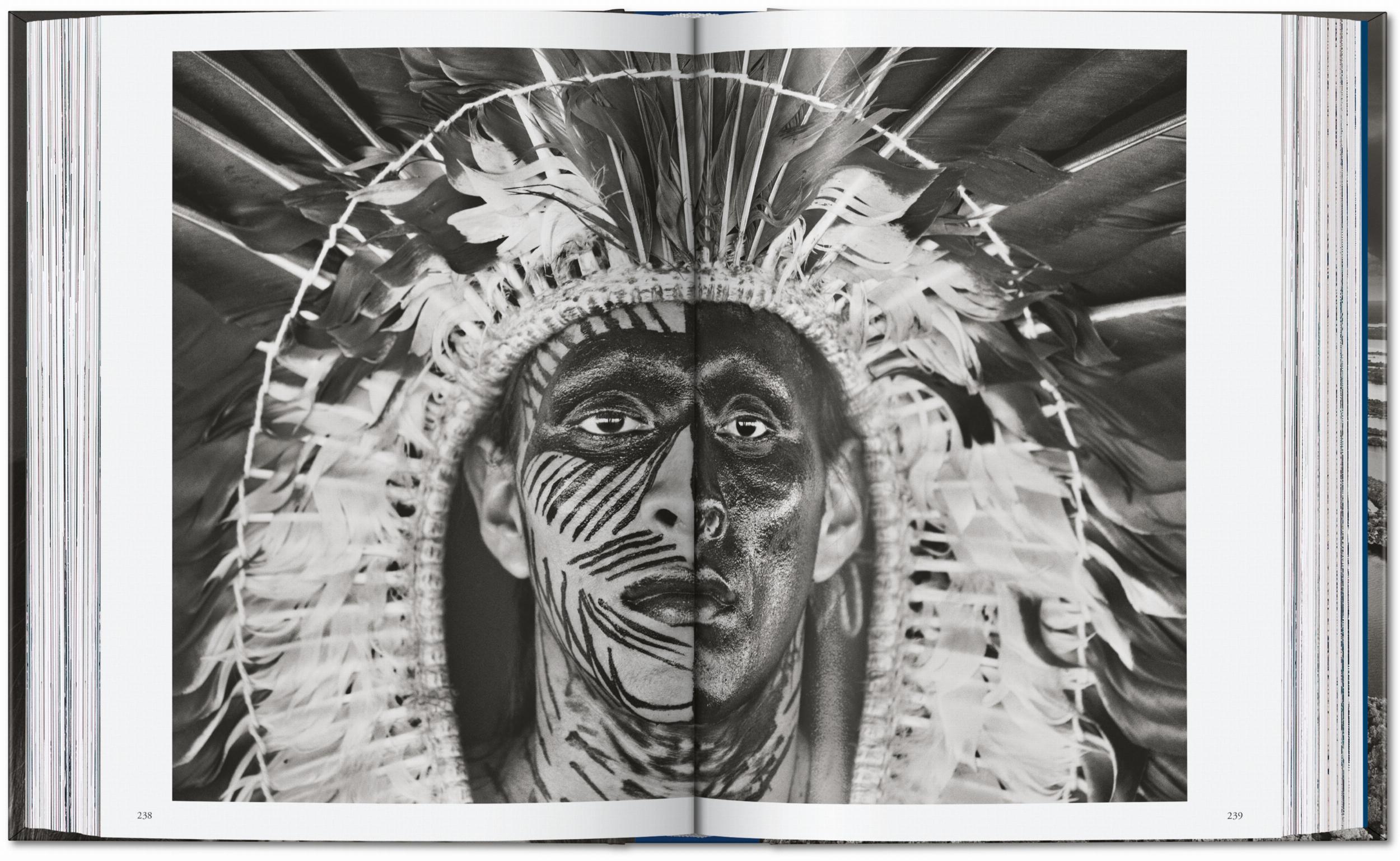 Sebastião Salgado. Amazônia. 45th Ed. (English)