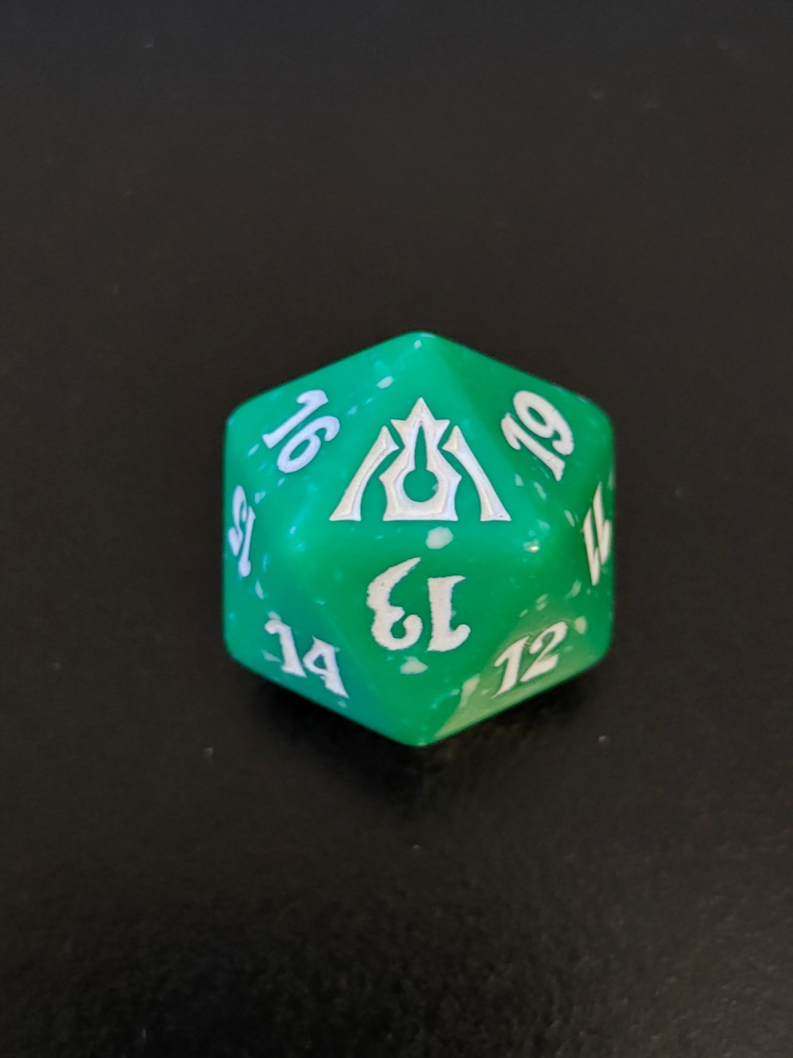 Dragon's Maze Spindown Die / Dice Magic the Gathering / MTG D20