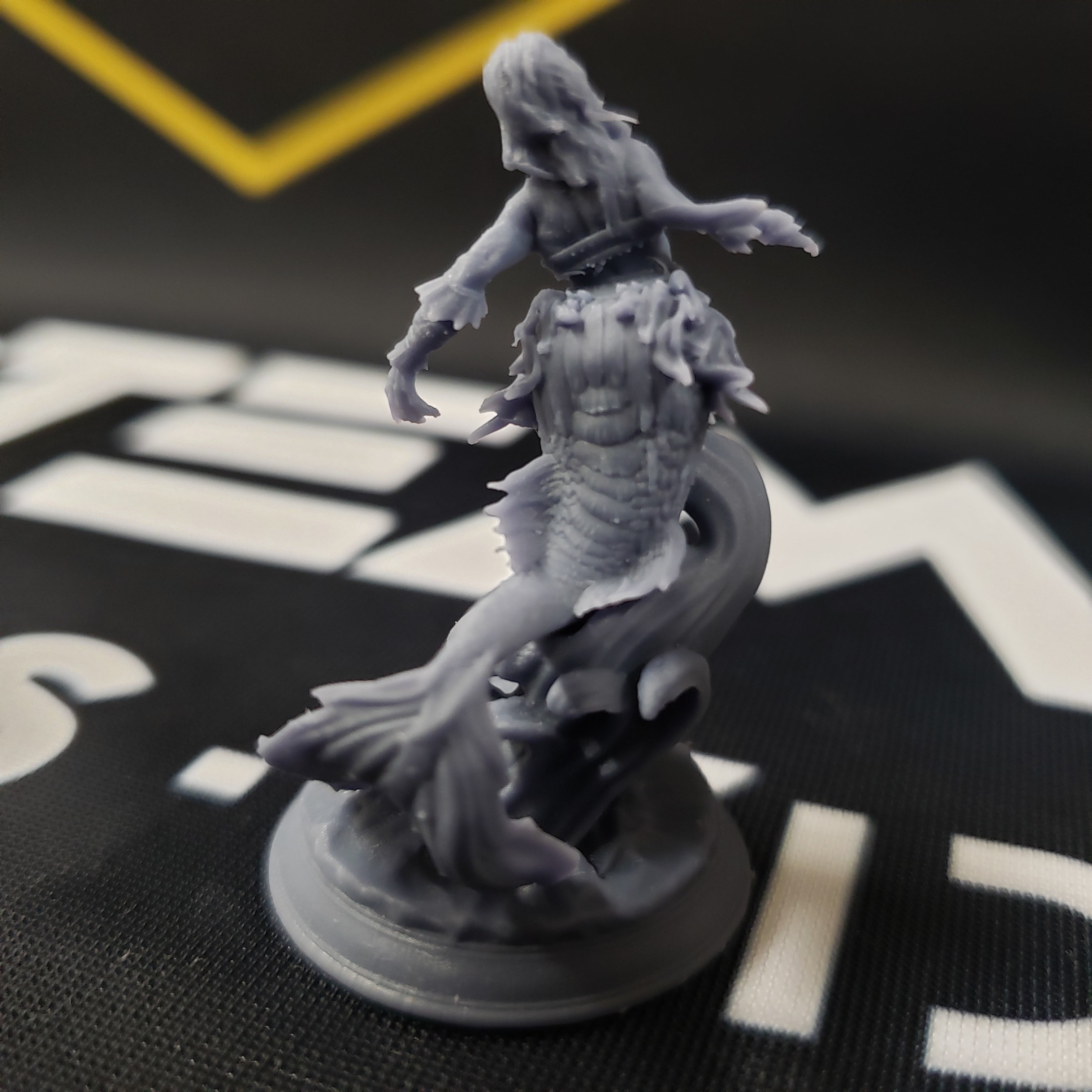 Dyriani Sirens (Angry)