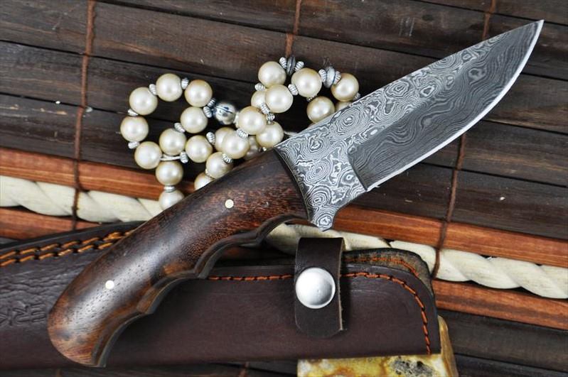 Custom Handmade Damascus Steel EDC Skinning Knife
