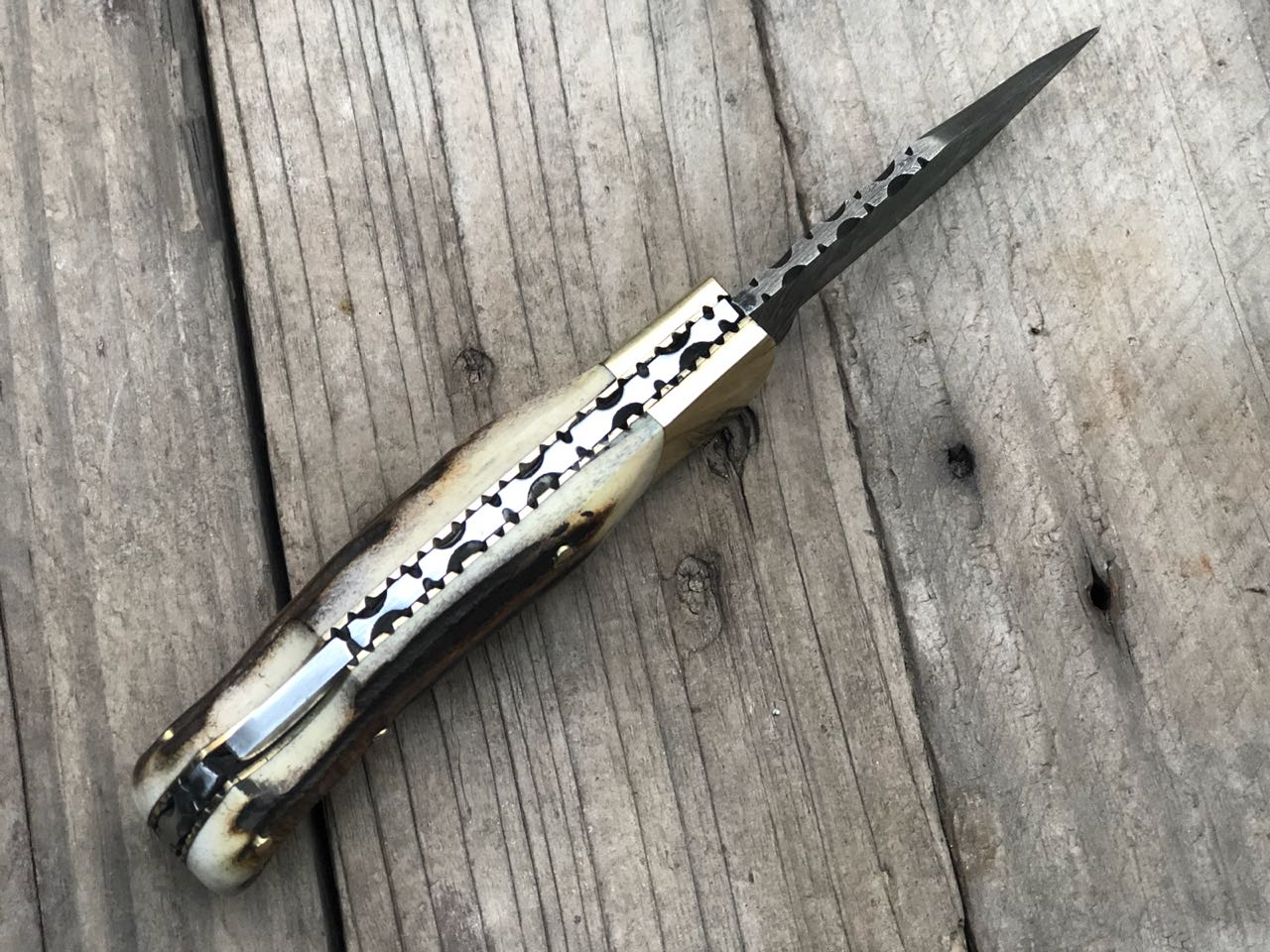 Beautiful Custom Handmade Damascus Steel EDC back Lock Pocket knife