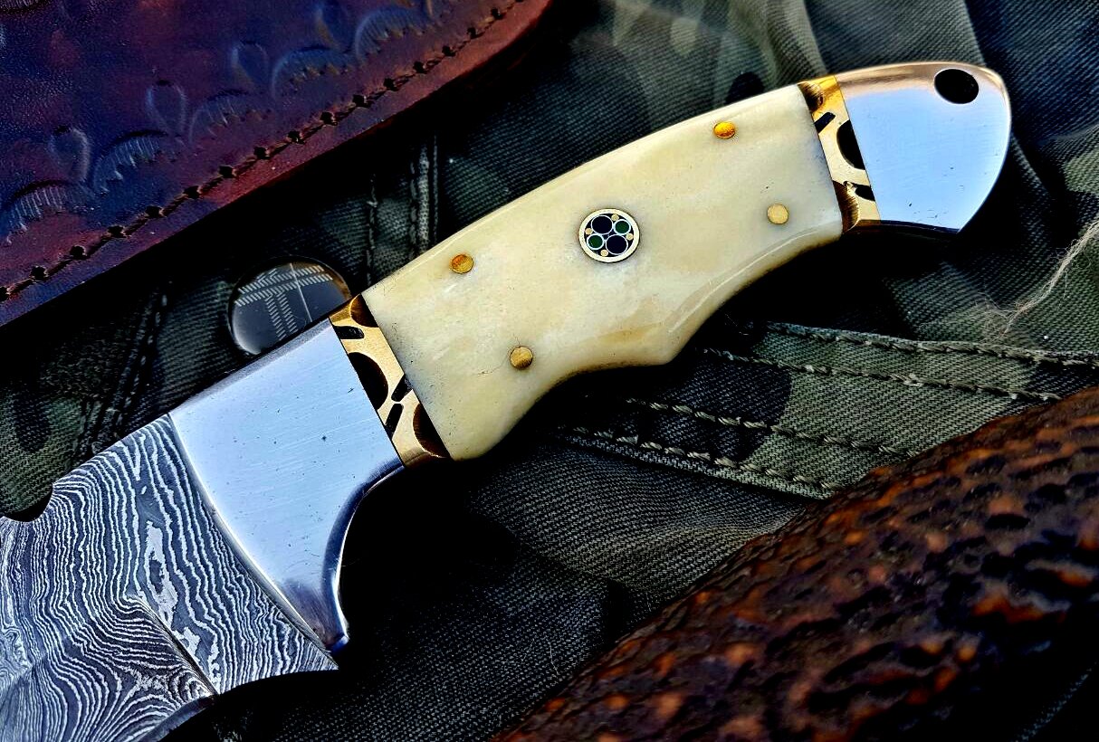 Custom Handmade Damascus Steel Hunting Skinning Camping Knife