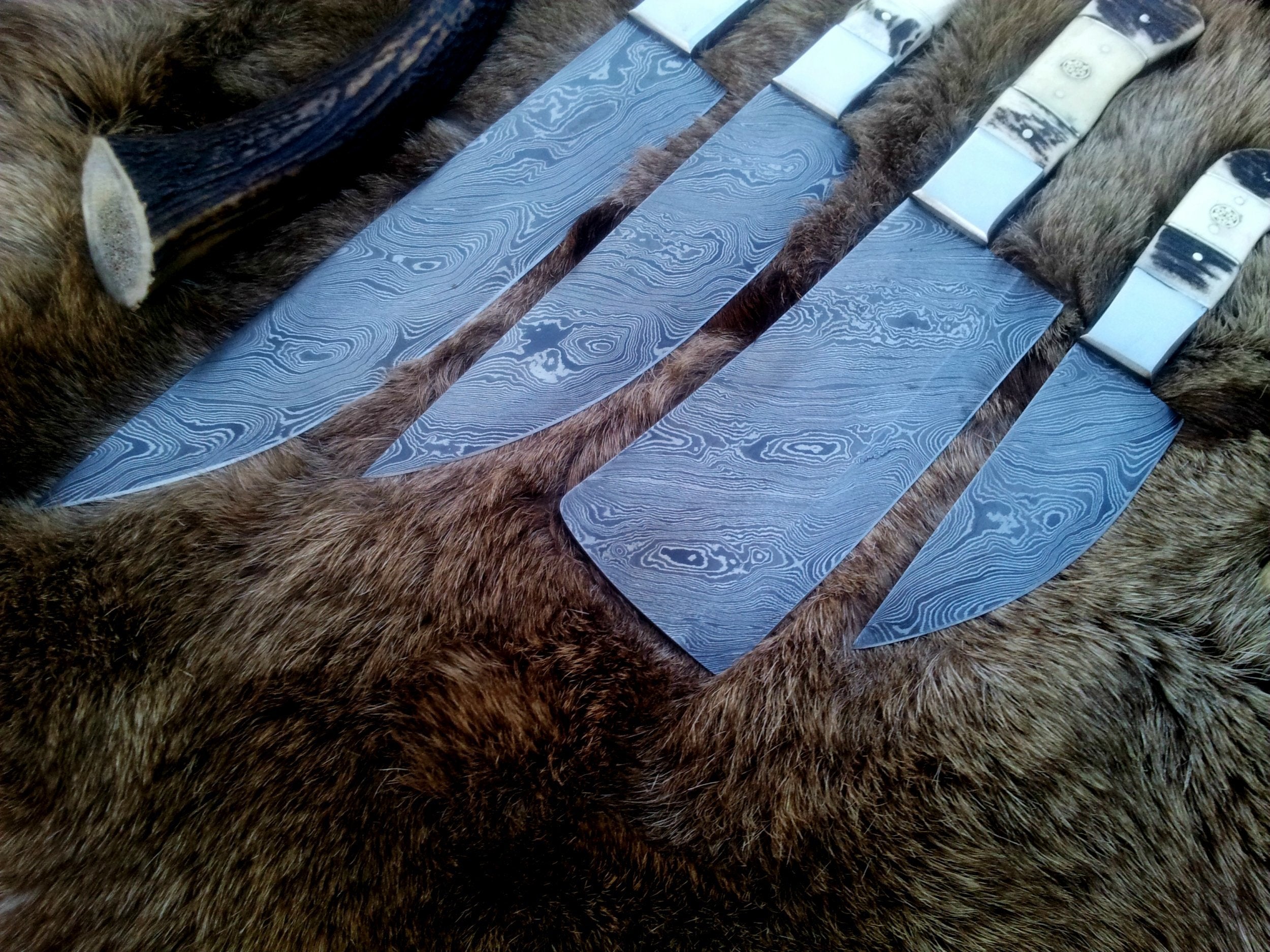 Damascus Kitchen Knives Set