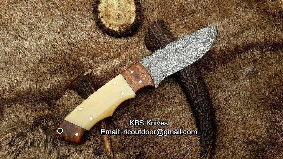 Hand Made Damascus Skinning Knife