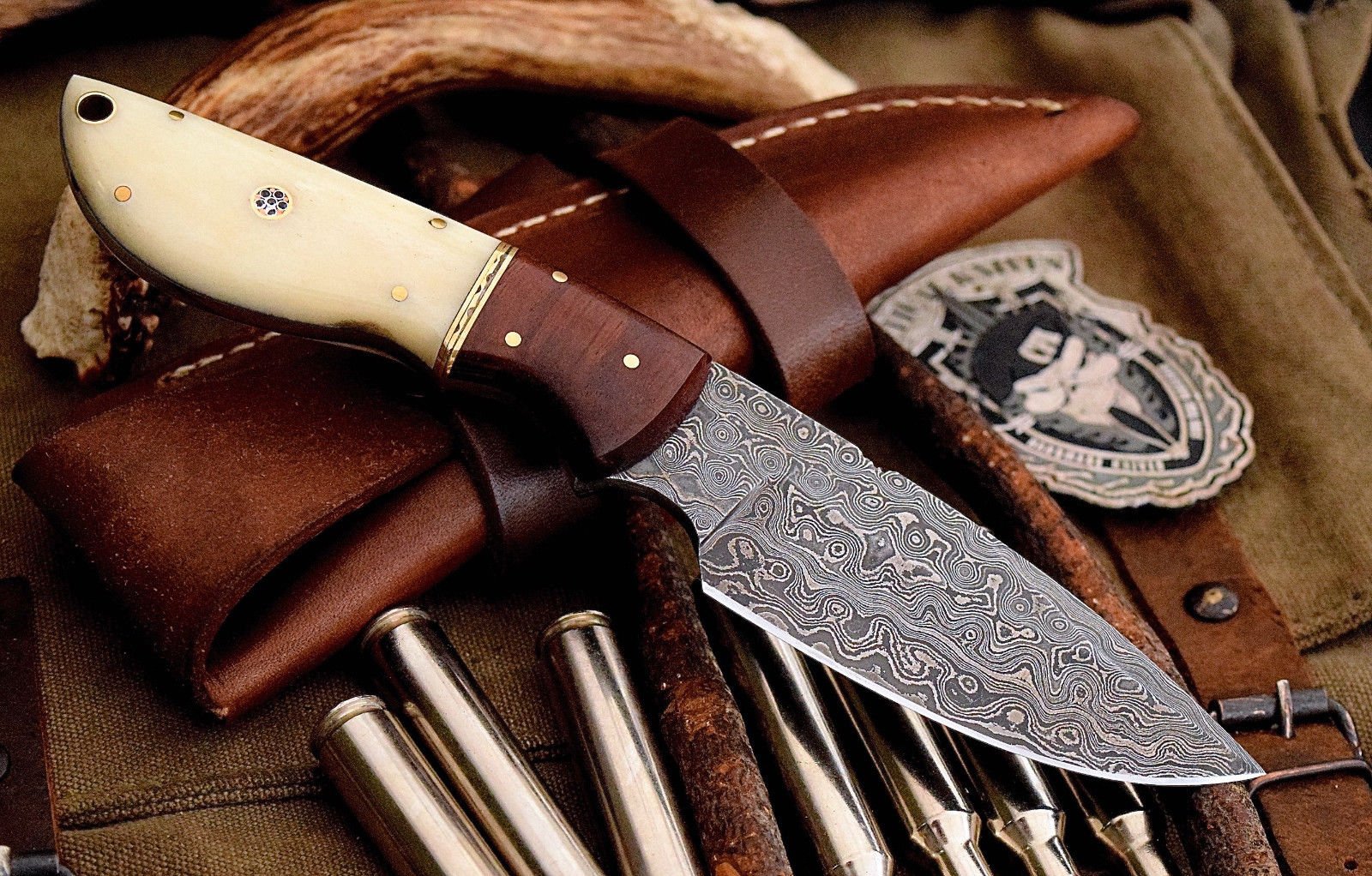 Custom Handmade Damascus Deer Skinning Knife – Rosewood & Bone Handle, 8.5" with Leather Sheath