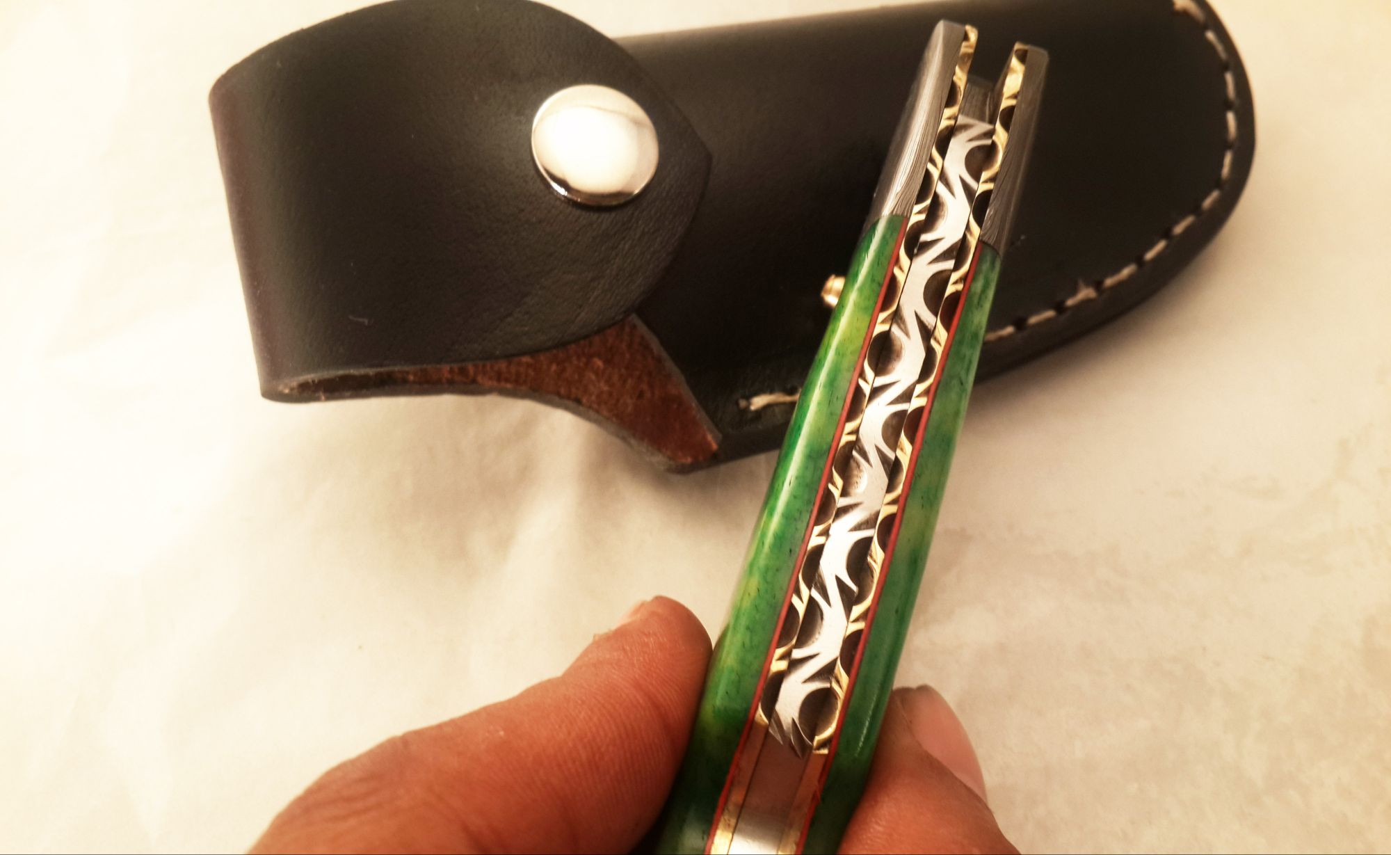 Hand Made Damascus Pocket Knife