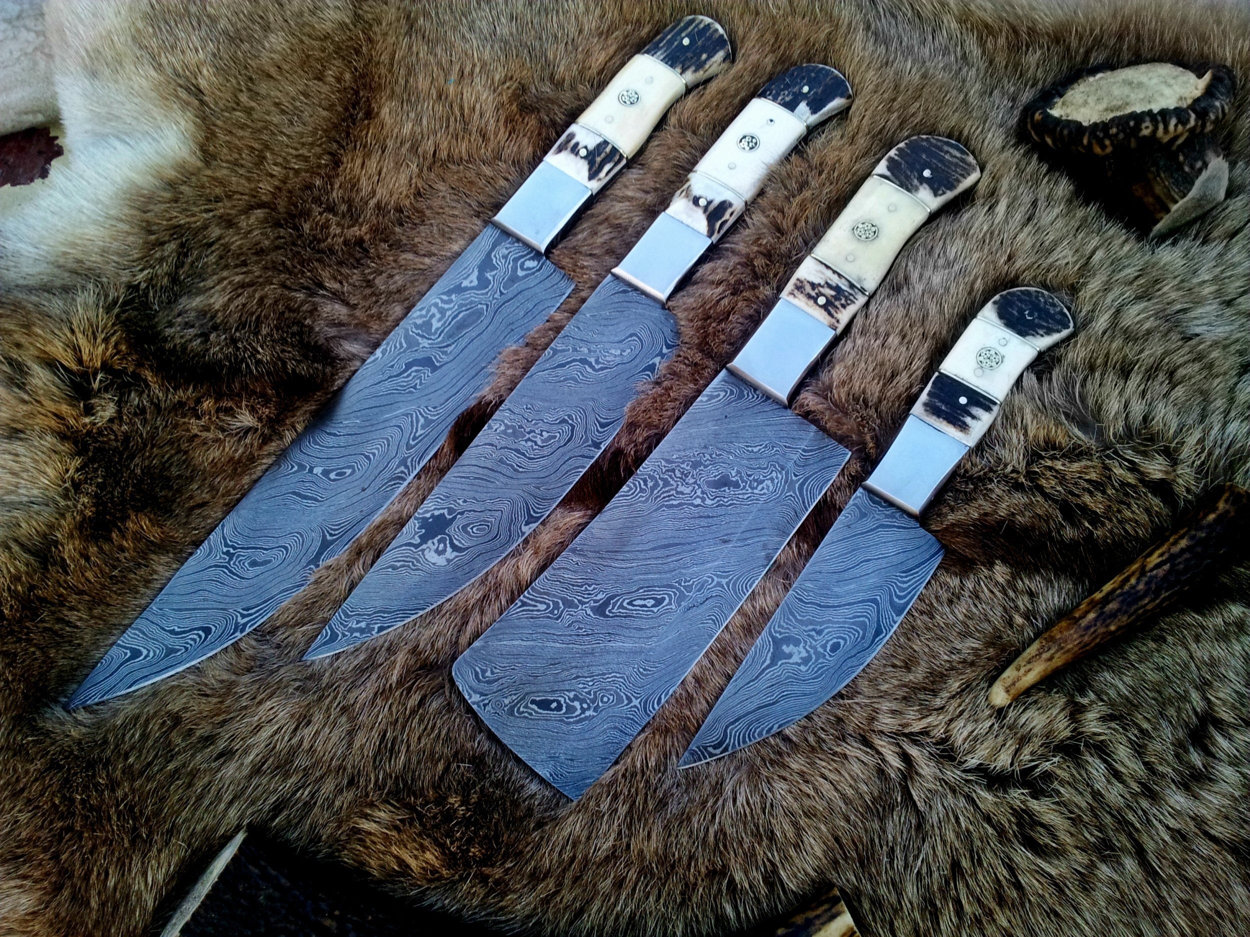 Damascus Kitchen Knives Set