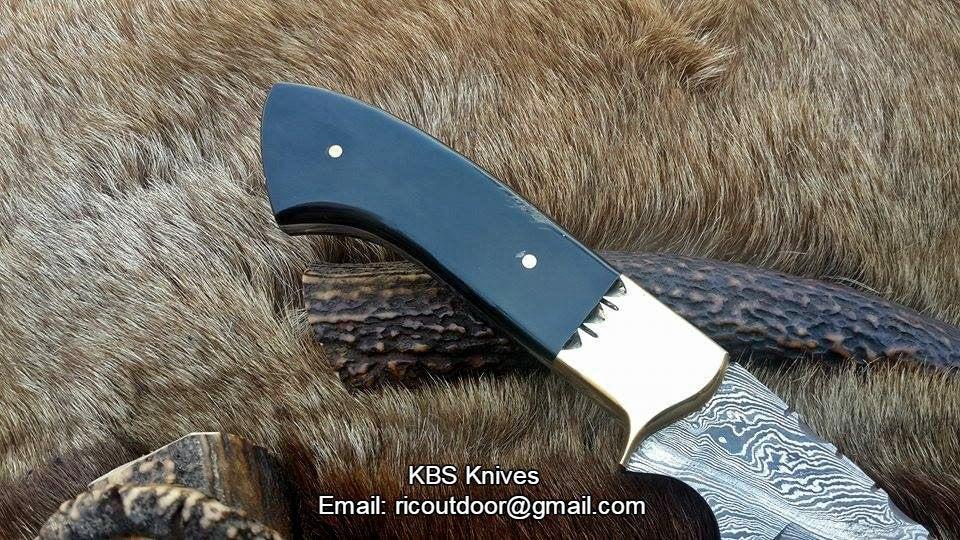Custom Handmade 9-Inch Damascus Fixed-Blade Hunting Knife with Buffalo Horn Handle | KBS Knives Store
