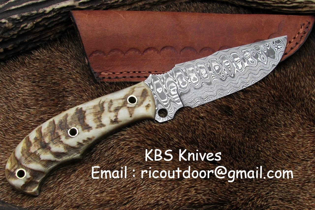Handmade Damascus Skinning Knife