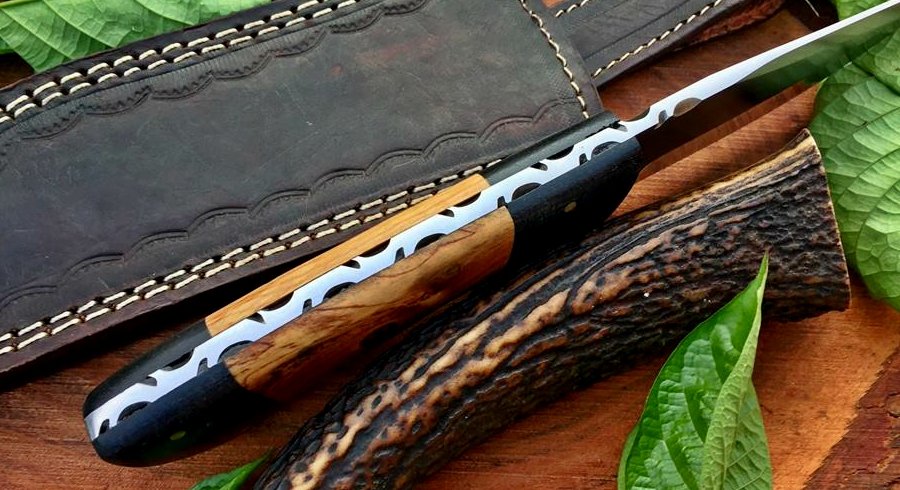 Full Tang Custom Handmade D2 Steel Hunting Camping Knife
