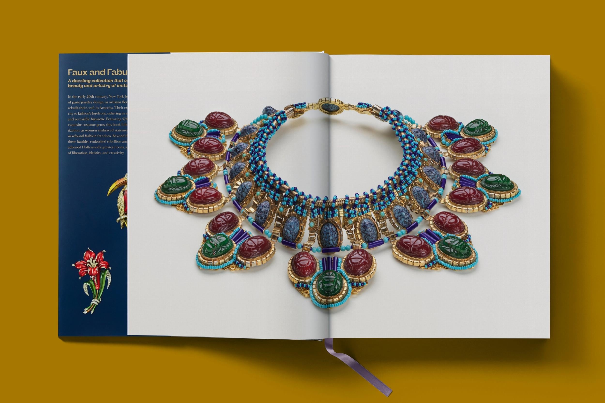Costume Jewelry (German, French, English)
