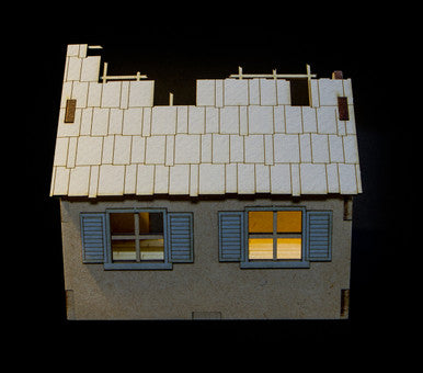 28mm Ruined Small Country Home - 28MMDF555