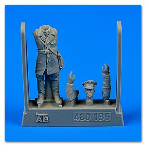 Aerobonus 480136 1/48 WWII Free French Fighter Pilot Normandie-Niemen