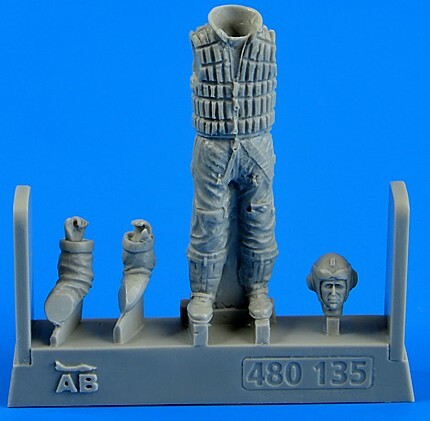 Aerobonus 480135 1/48 WWII German Luftwaffe Pilot w/Life Jacket