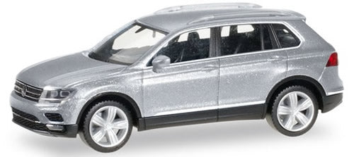 Herpa 38607 HO Scale Volkswagen Tiguan SUV - Assembled -- Various Metallic Colors