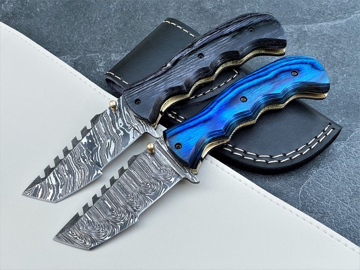 Tactical Urban Guardian Folding Pocket Knife – 8" Handmade Damascus Steel Blade, Pakka Wood Handle