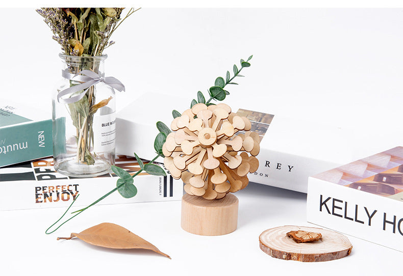 Wooden Rotating Lollipop Toy – Stress Relief Spiral Desk Ornament
