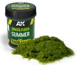 AK Interactive 8220 Diorama Series: Summer Grass Flock 250ml Bottle