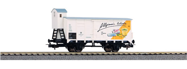 Piko 54617 HO Scale 1/87 Boxcar G02 w/Brake Cab Hexenkuss DR III