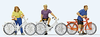 Preiser 10637 HO Scale Cyclists Waiting At Crossing -- 3 Figures, 3 Bikes