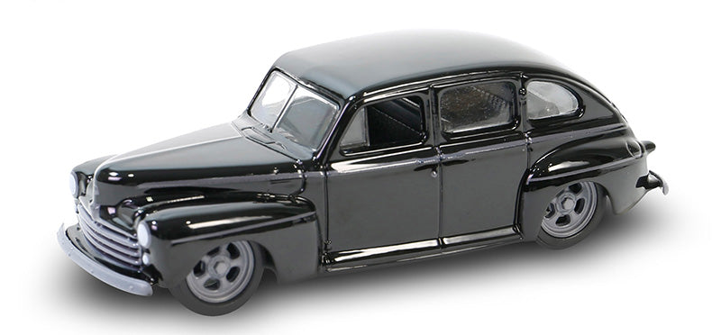 Greenlight 28150-A 1/64 Scale 1948 Ford Fordor Super Deluxe Lowrider Black Bandit