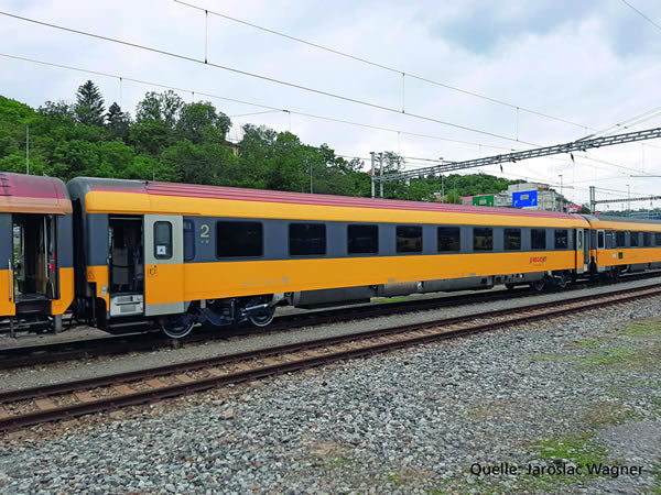 Piko 58222 HO Scale 1/87 2-Car Passenger Set 1st Cl. & 2nd Cl. Regiojet VI