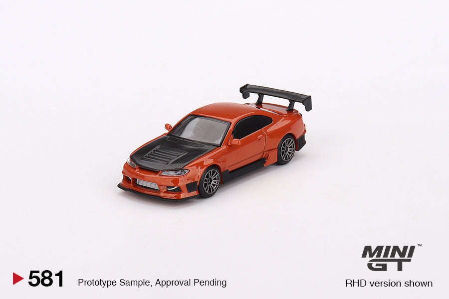 Mini-GT Nissan Silvia S15 D-MAX Metallic Orange #581 1:64 MGT0581