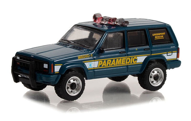 Greenlight 67040-B 1/64 Scale Greenport Rescue Squad Paramedic