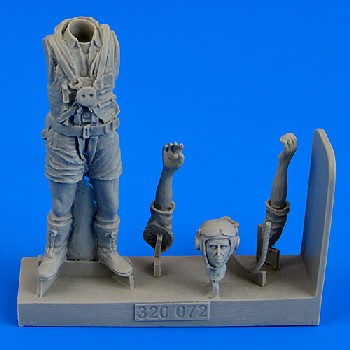 Aerobonus 320072 1/32 WWII Royal Australian Air Force Fighter Pilot (Standing, summer dress) (D)
