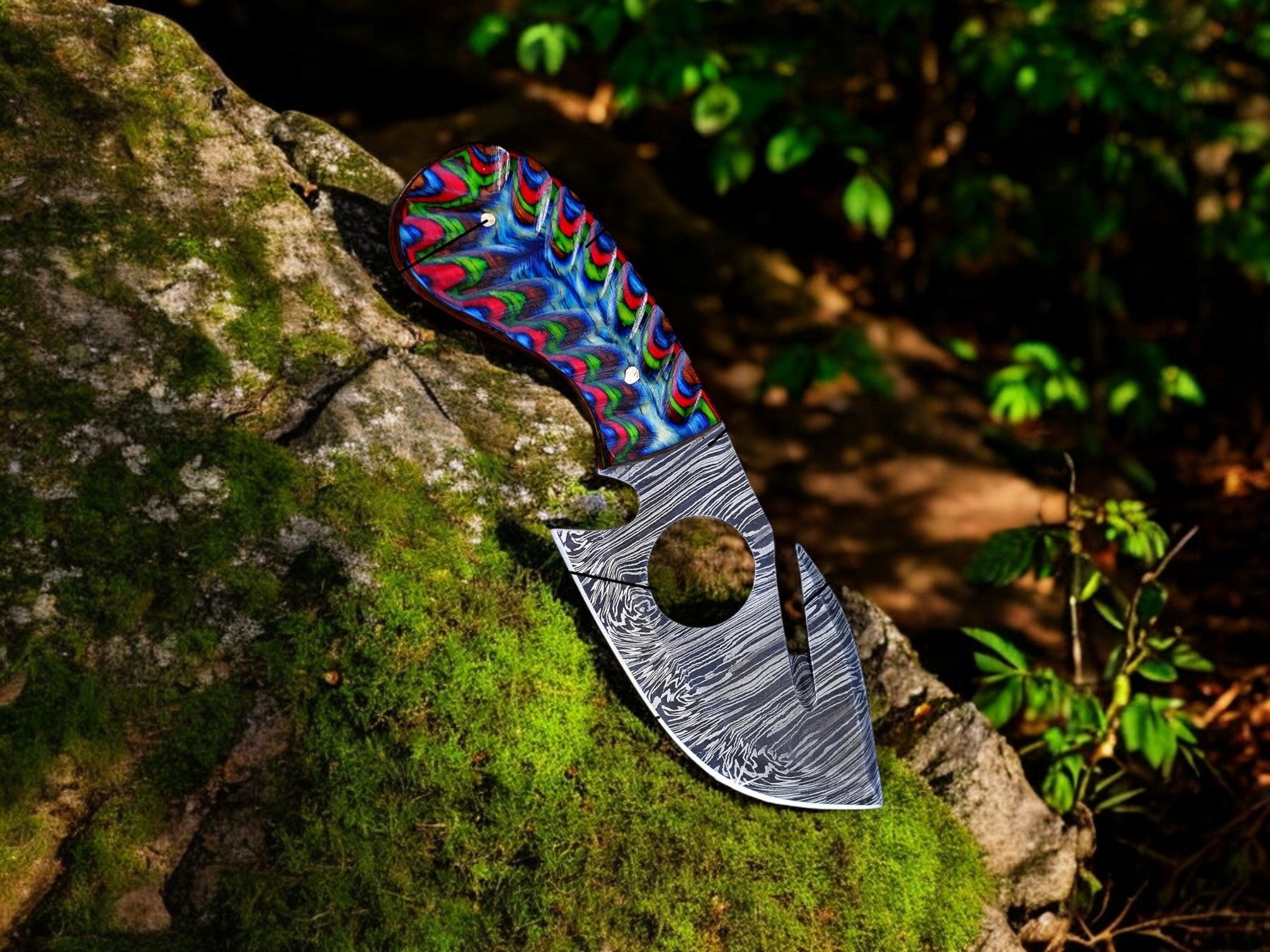 Gut Hook Skinning Knife – 7.25" Damascus Steel Blade with Exotic Color Wood Handle