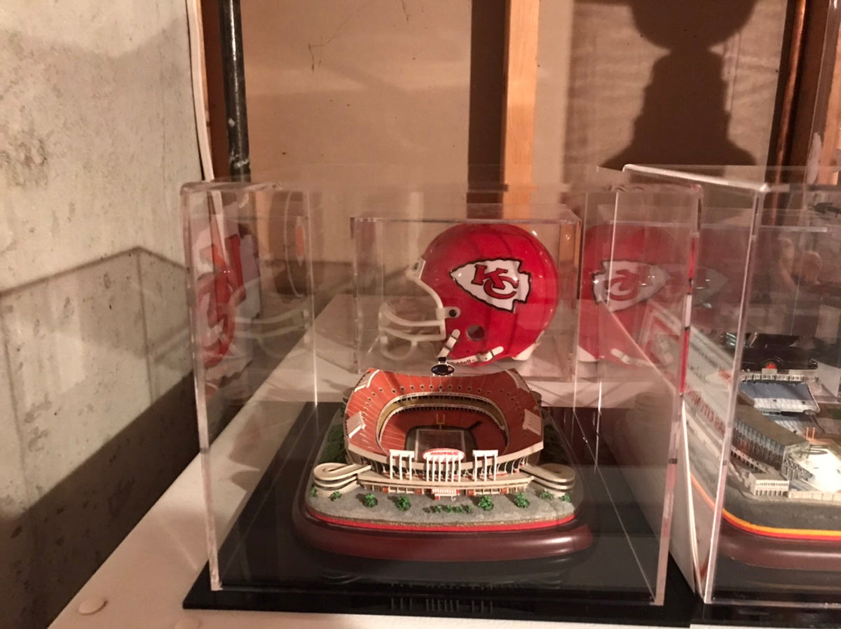 Versatile Acrylic Display Cases with Double Sheet Base with Mirror Case