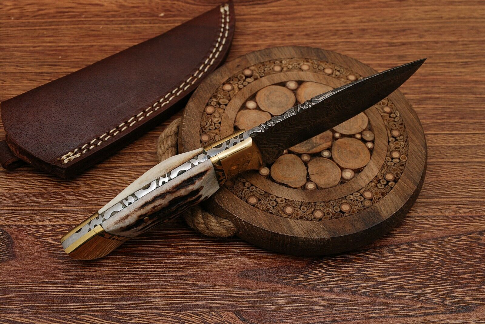 Natural Sambar Stag Horn-Brass Hunting Skinning Knife