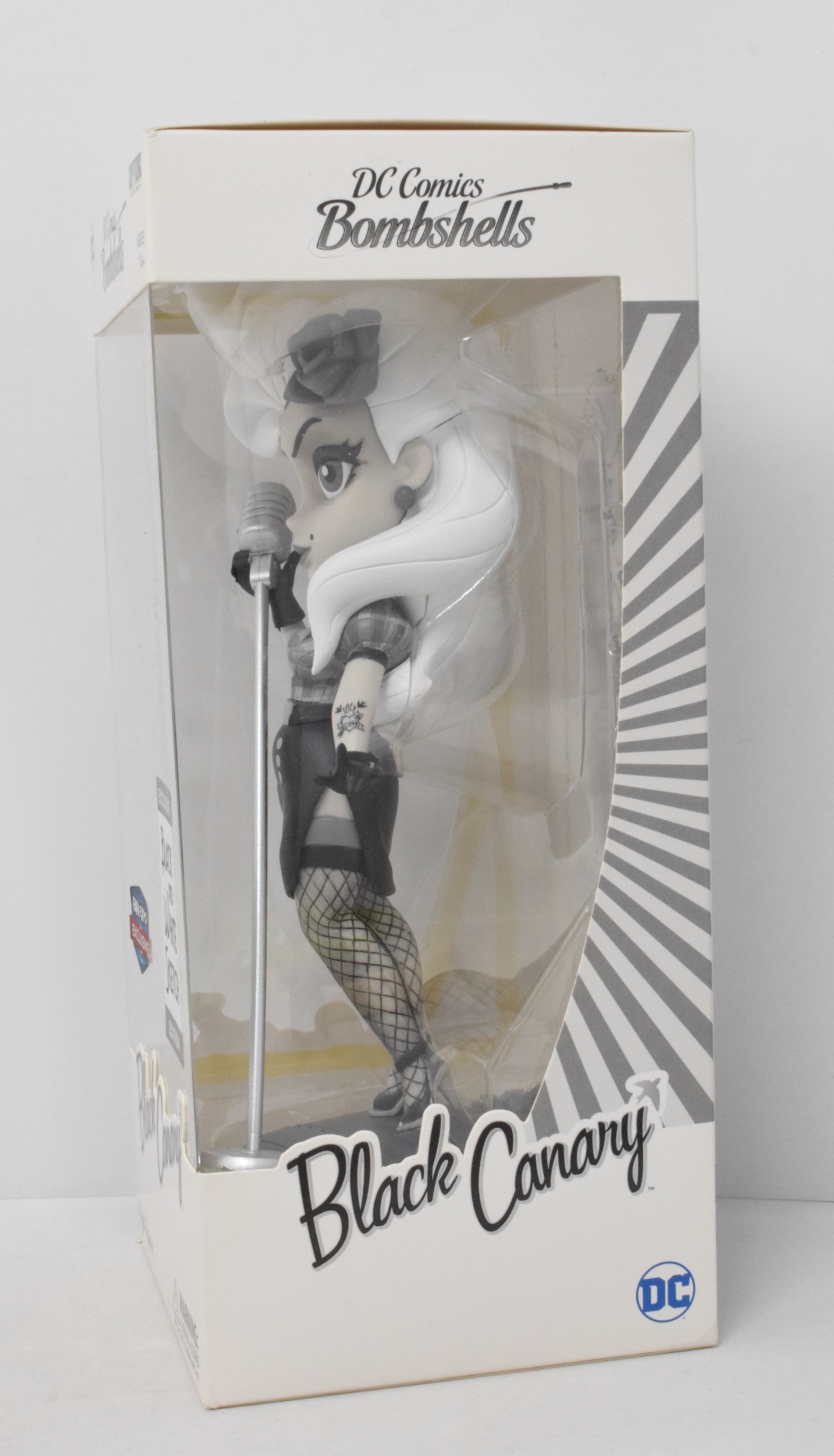 Black Canary DC Bombshells Figure Statue Black White Sketch FanExpo New