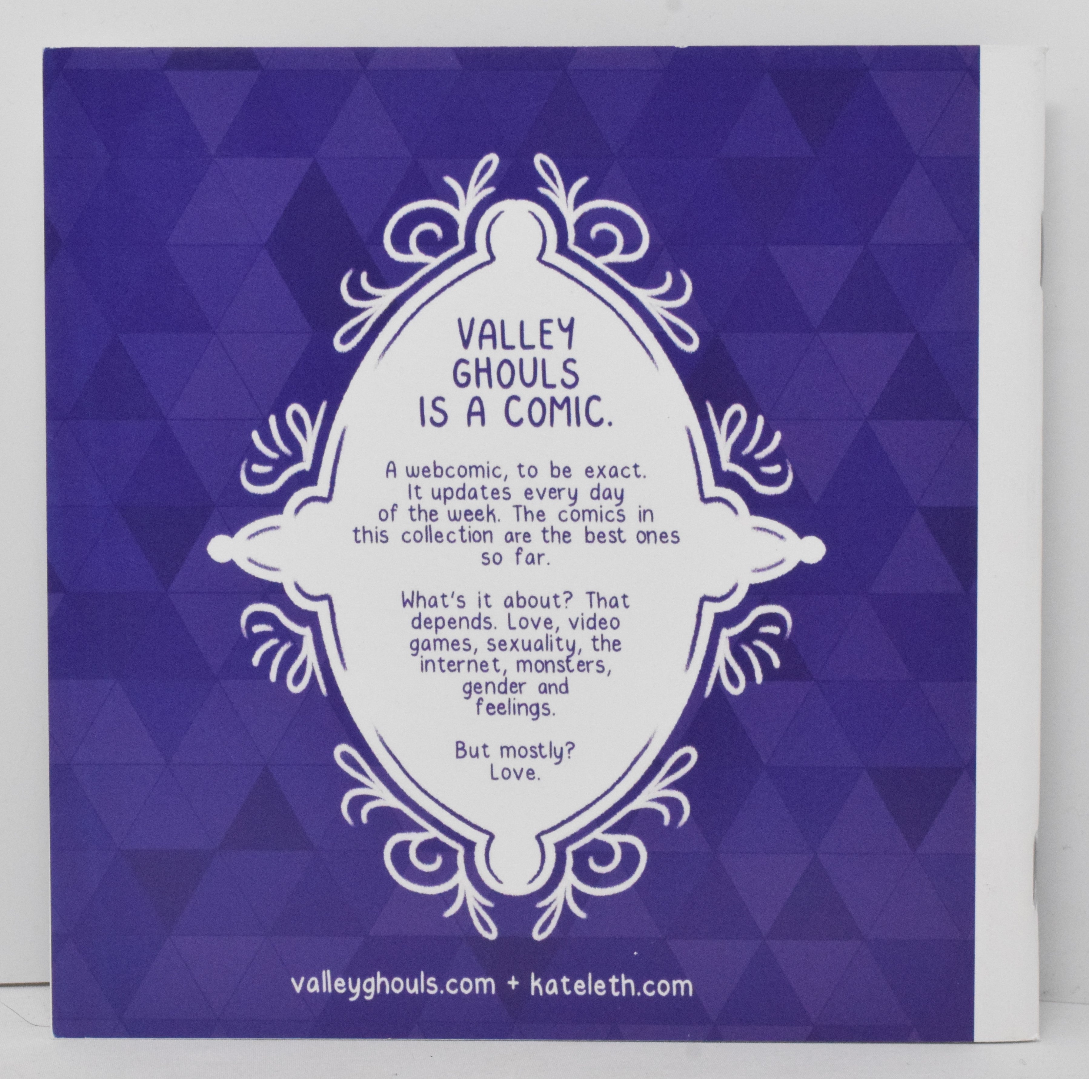 Play The Hits Valley Ghouls Best Of SC 2020 NM Signed Kate Leth