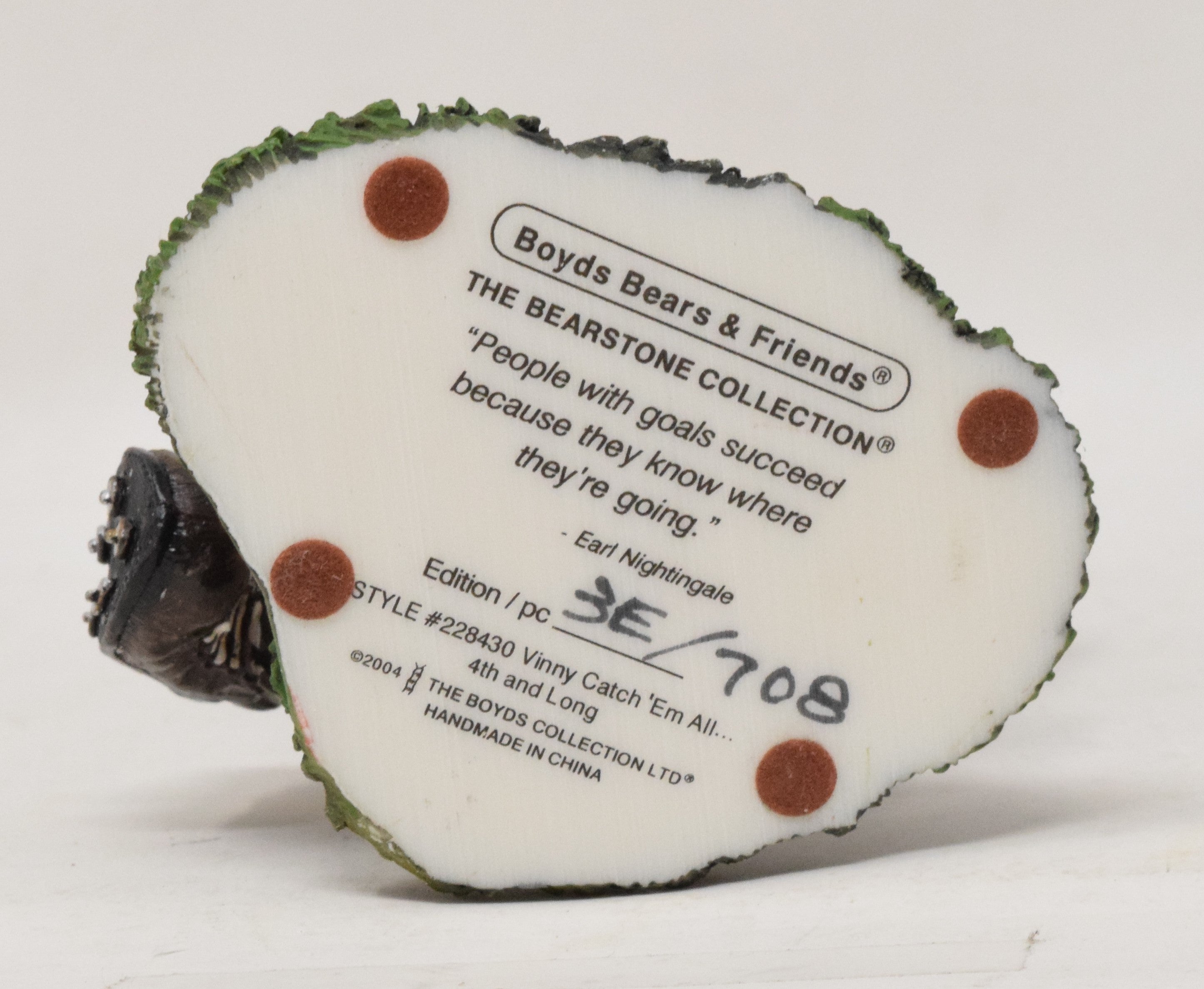 Bodys Bears Bearstone Vinny Catch Em All 4th And Long Football Figurine 2004 New