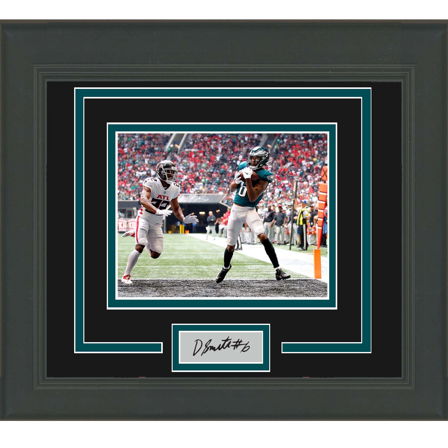 Framed DeVonta Smith Facsimile Laser Engraved Signature Auto Philadelphia Eagles 11x14 Football Photo