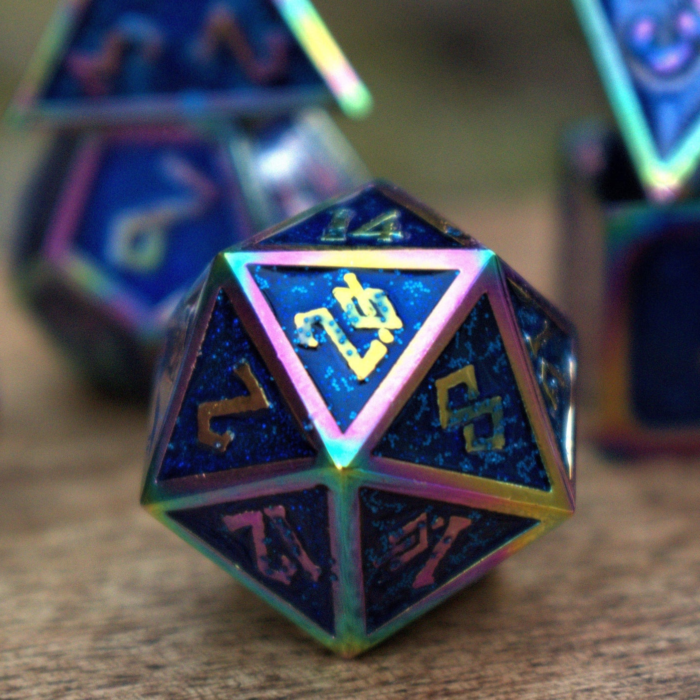 Elder Runes Iridescent And Blue Glitter Metal Dice Set
