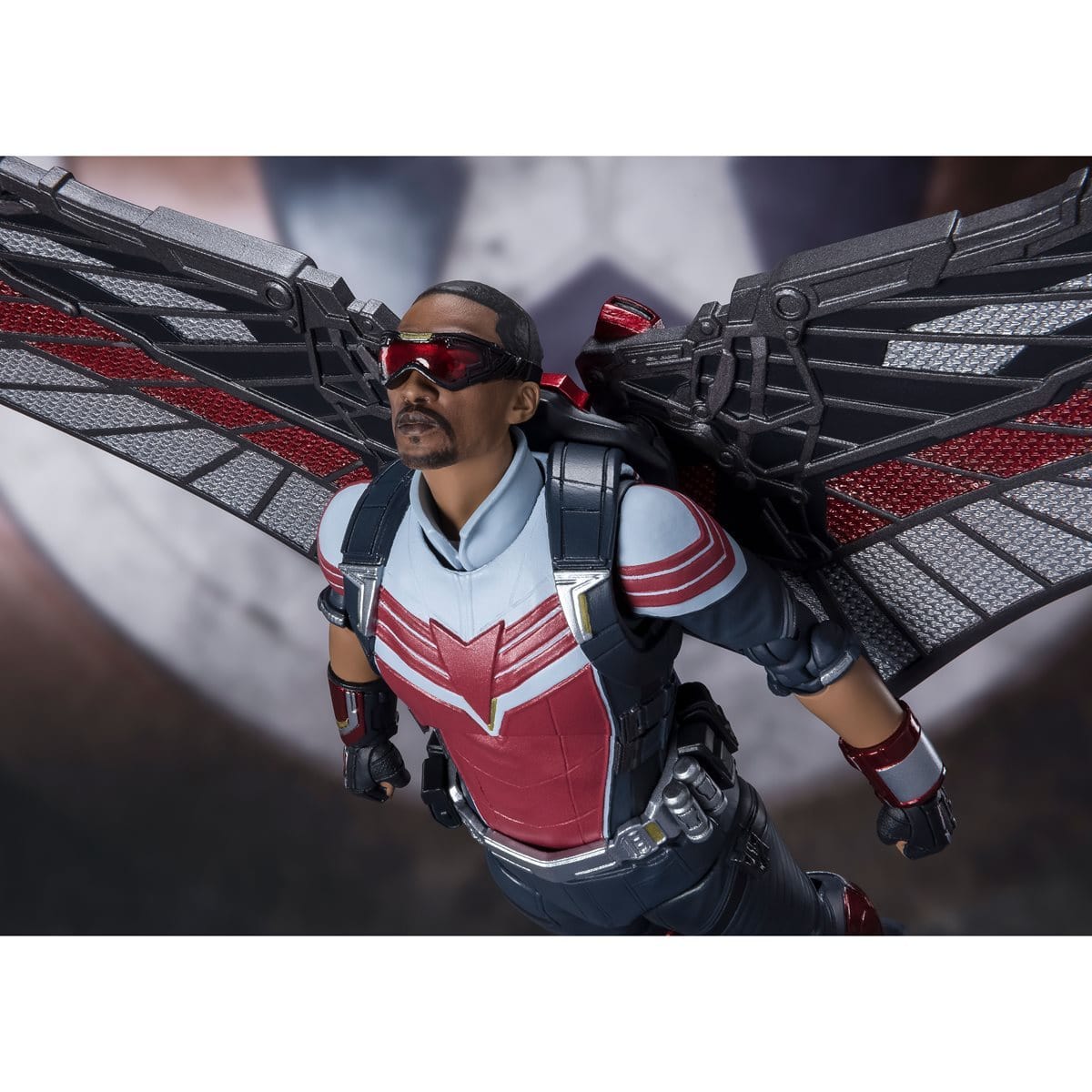 Marvel™ Falcon - The Falcon & The Winter Soldier S.H.Figuarts - 6"