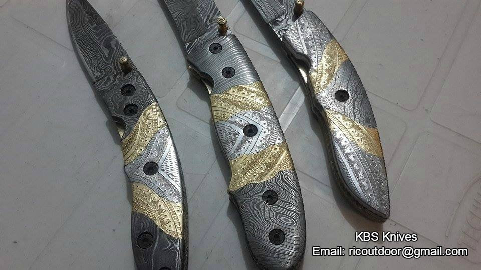 Everyday Carry Set of 3 Hand Engraved Damascus Steel Folding Pocket Knives with Steel and Brass Handles – The TriGuard Collection