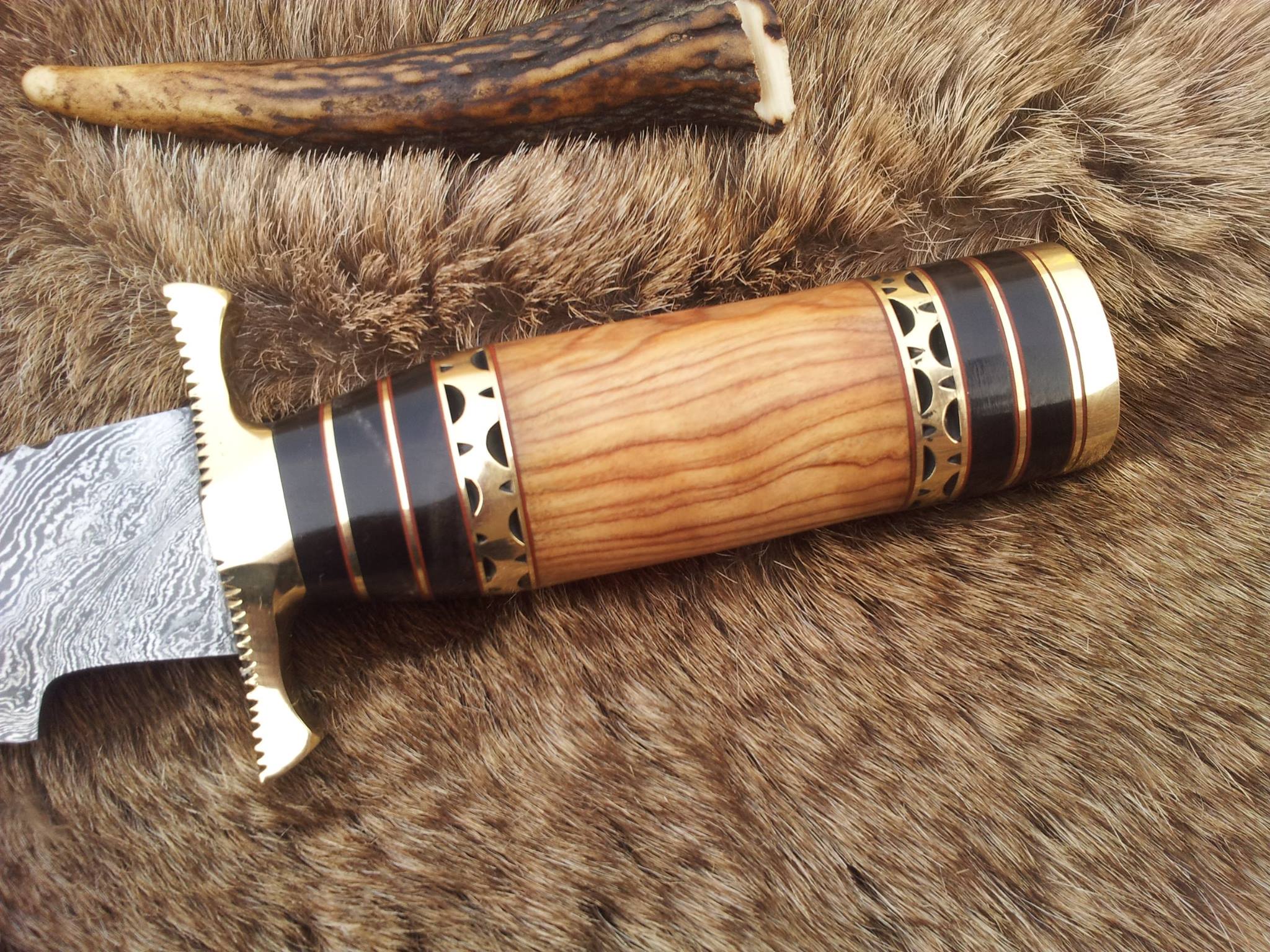 Custom Handmade Steelstorm Bowie Knife with Twist Pattern Damascus Steel Blade and Olive Wood Handle - 13 Inches